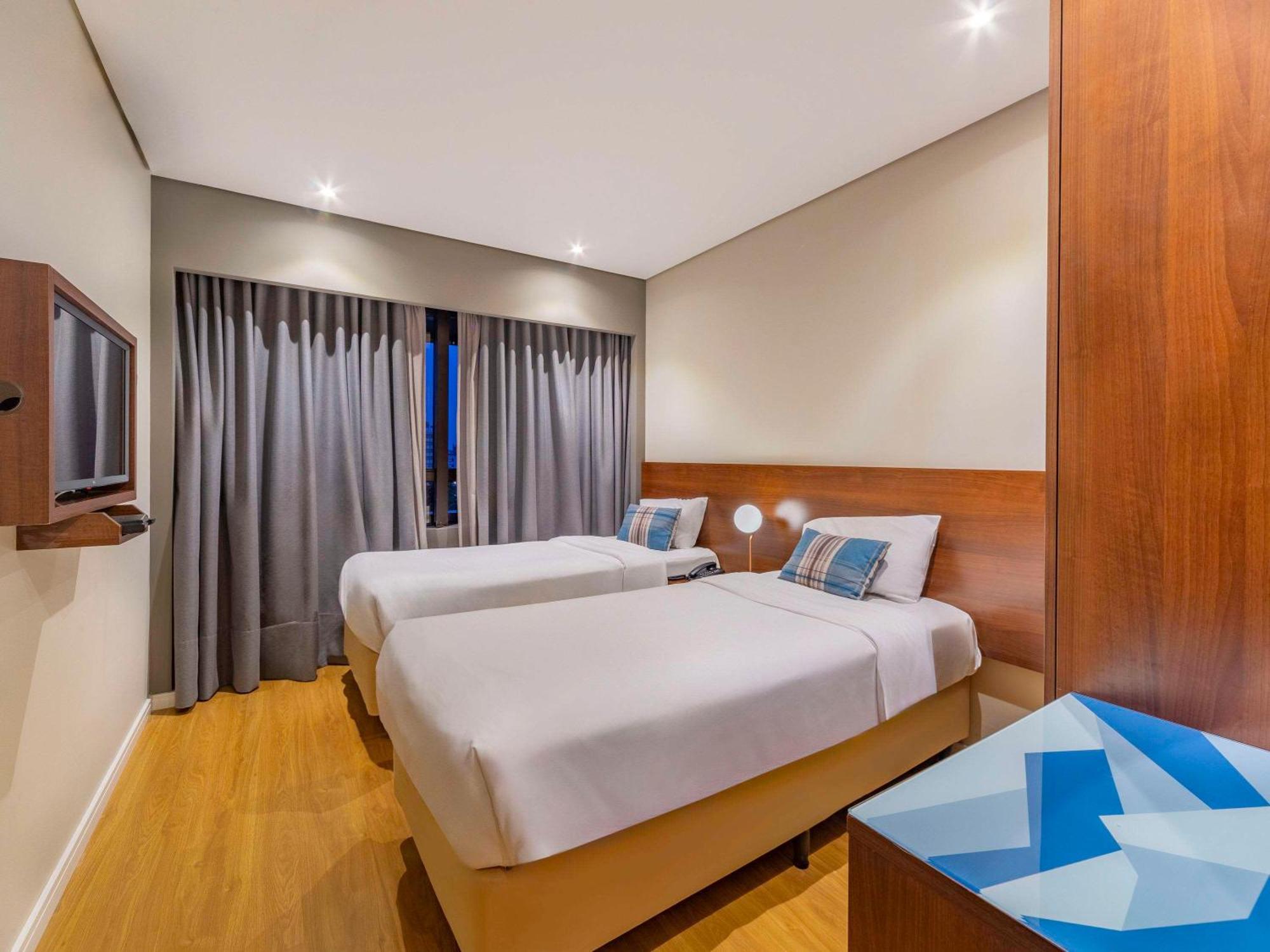 Mercure Curitiba Golden المظهر الخارجي الصورة